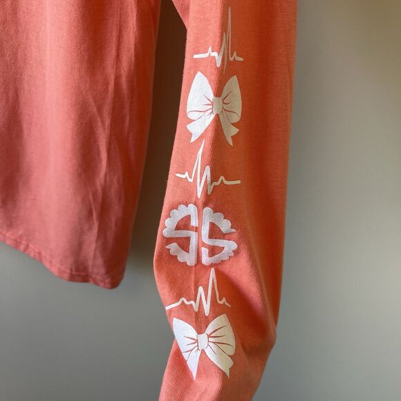 Simply Southern Scrub Life Nurse Long Sleeve Shirt Coral Pink Size Small NWT’s - Picture 8 of 8